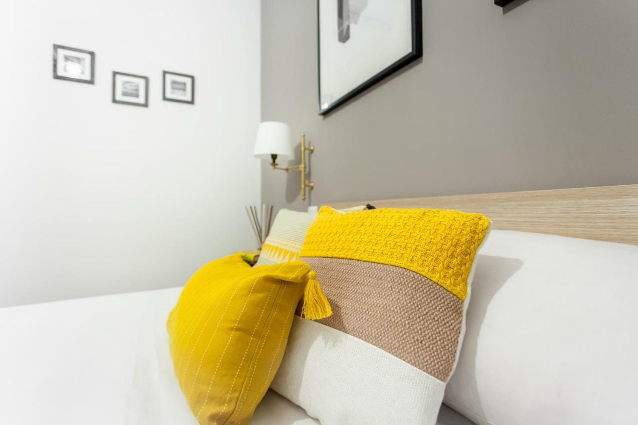 Manuela Apartments Centro Storico Napoli Ngoại thất bức ảnh